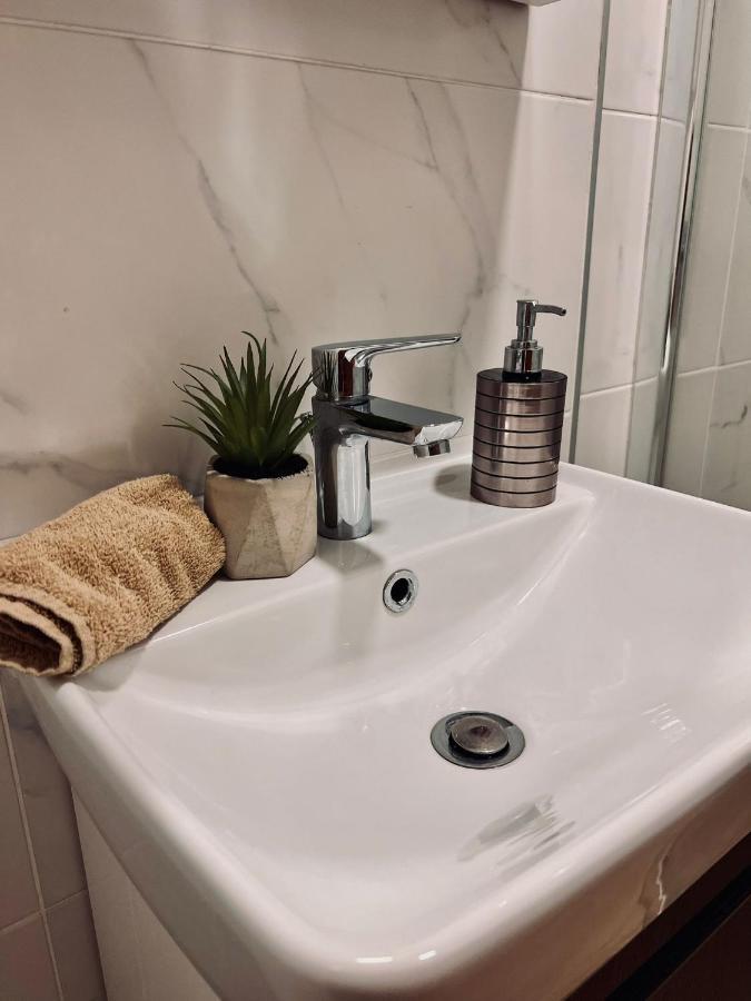 Dani Lux Belgrade Center Studio Apartment מראה חיצוני תמונה